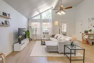 7851 Maiden Ln, Frisco, TX 75035 - Photo 9