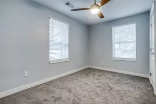 902 Clark St, Greenville, TX 75401 - Photo 13