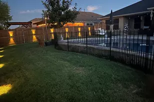 335 Coral Vine Ln, Burleson, TX 76028 - Photo 19