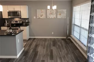 2505 Wedglea Dr, Dallas, TX 75211 - Photo 9