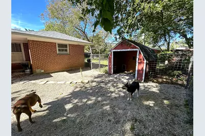 724 S Rusk Street, Gainesville, TX 76240 - Photo 31