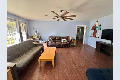 724 S Rusk Street, Gainesville, TX 76240 - Photo 11