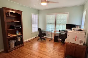 724 S Rusk St, Gainesville, TX 76240 - Photo 19