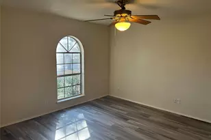 2617 Ashglen Dr, Garland, TX 75043 - Photo 5