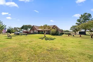 712 E Cook St, Josephine, TX 75189 - Photo 9