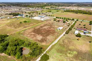 712 E Cook St, Josephine, TX 75189 - Photo 13