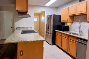 7440 Tunbridge Dr, North Richland Hills, TX 76182 - Photo 7