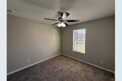 4804 Chickadee Drive, Balch Springs, TX 75180 - Photo 9