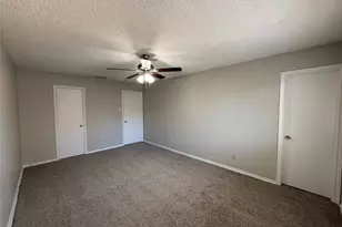 4804 Chickadee Dr, Balch Springs, TX 75180 - Photo 13