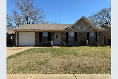 4804 Chickadee Drive, Balch Springs, TX 75180 - Photo 1