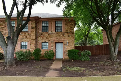7415 Kingswood Drive, Fort Worth, TX 76133 - Photo 1