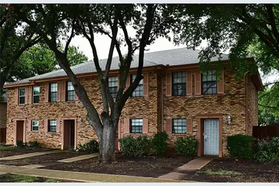 7415 Kingswood Drive, Fort Worth, TX 76133 - Photo 3