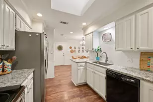 2611 Cummings Dr, Bedford, TX 76021 - Photo 13