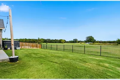 162 Crenshaw Court, Stephenville, TX 76401 - Photo 37