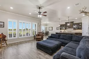 162 Crenshaw Ct, Stephenville, TX 76401 - Photo 7