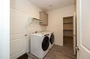 10318 Thunderwood Dr, Aubrey, TX 76227 - Photo 15