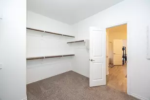 10318 Thunderwood Dr, Aubrey, TX 76227 - Photo 17