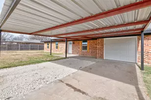 214 Sandy Ln, Clyde, TX 79510 - Photo 3