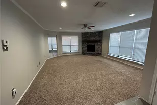 3841 Parkmont Dr, Plano, TX 75023 - Photo 3