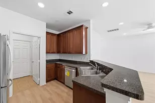 3221 Judge Holland Ln, Plano, TX 75025 - Photo 9