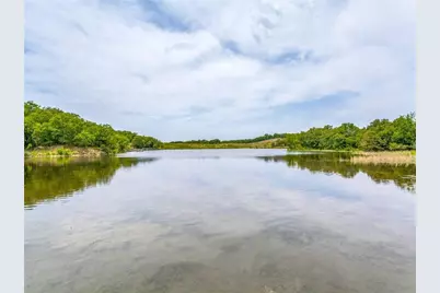 438 Jay Kelley Lane, Sunset, TX 76270 - Photo 37