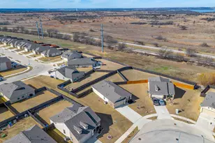 8300 Holw Bnd St, Fort Worth, TX 76123 - Photo 25