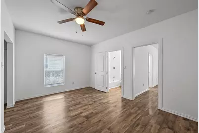 708 W Day Street, Denison, TX 75020 - Photo 11