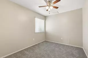 2917 Roxboro Rd, Euless, TX 76039 - Photo 17