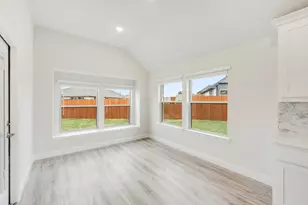 920 Ridgehurst Dr, Godley, TX 76044 - Photo 13