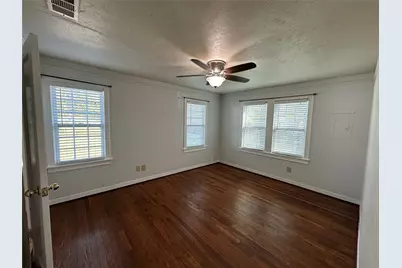 5801 Ellison Avenue, Haltom City, TX 76117 - Photo 11