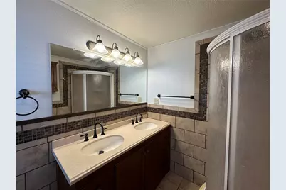 5801 Ellison Avenue, Haltom City, TX 76117 - Photo 13