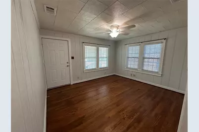 5801 Ellison Avenue, Haltom City, TX 76117 - Photo 5