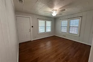 5801 Ellison Ave, Haltom City, TX 76117 - Photo 5