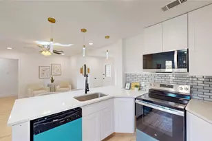 7905 Joreen Dr, North Richland Hills, TX 76180 - Photo 11