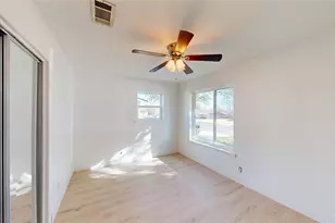 7905 Joreen Dr, North Richland Hills, TX 76180 - Photo 19