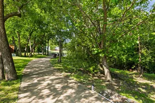 900 Hermitage Ln, McKinney, TX 75069 - Photo 31