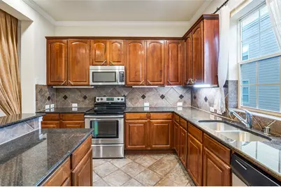 15738 Quorum Drive #9, Addison, TX 75001 - Photo 7