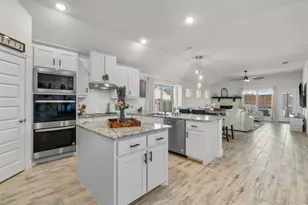 701 Bass Lk Ln, Cleburne, TX 76033 - Photo 11