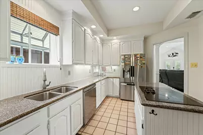 9420 Blue Jay Way, Irving, TX 75063 - Photo 13