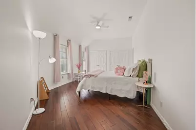 2038 Azalea Trail, Irving, TX 75063 - Photo 29