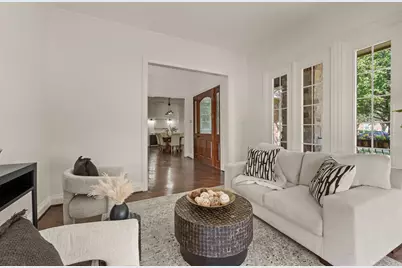 2038 Azalea Trail, Irving, TX 75063 - Photo 21