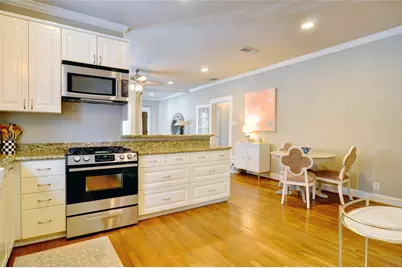 3915 W 6th Street, Fort Worth, TX 76107 - Photo 13