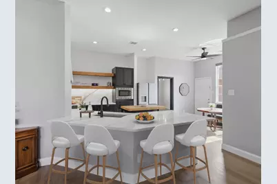 7713 Brushfield Drive, Plano, TX 75025 - Photo 9