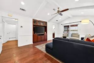 15415 Leavalley Dr, Dallas, TX 75248 - Photo 17