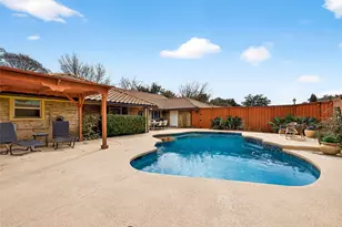 15415 Leavalley Dr, Dallas, TX 75248 - Photo 31