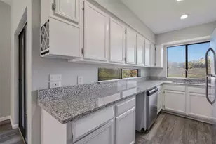 5701 Marvin Loving Dr, Garland, TX 75043 - Photo 11