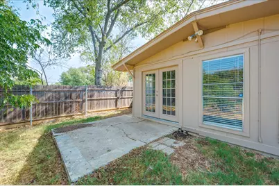 1902 Alan A Dale Road, Arlington, TX 76013 - Photo 23