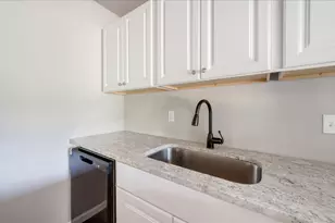 1902 Alan-A-Dale Rd, Arlington, TX 76013 - Photo 9