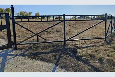 190 Pr 4000 Road, Gainesville, TX 76240 - Photo 3