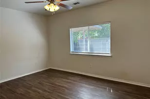 317 Texas Dr, Lake Dallas, TX 75065 - Photo 7